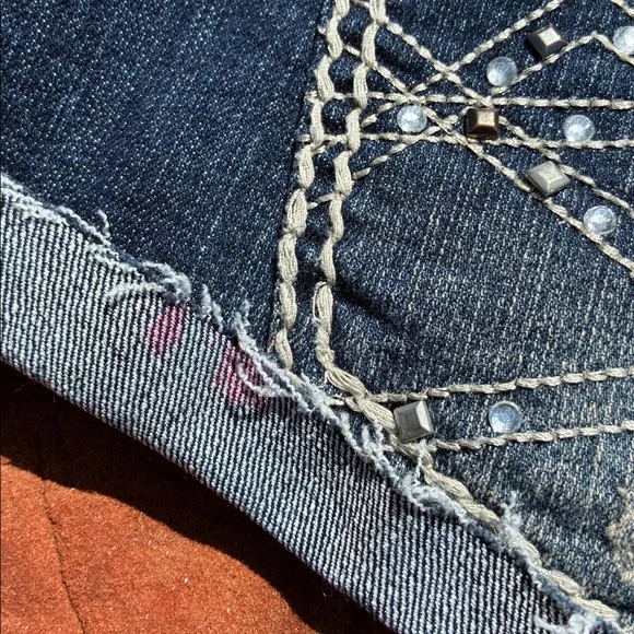 Almost Famous Dark Blue Distressed Denim Shorties shorts low rise 9 - Picture 5 of 6